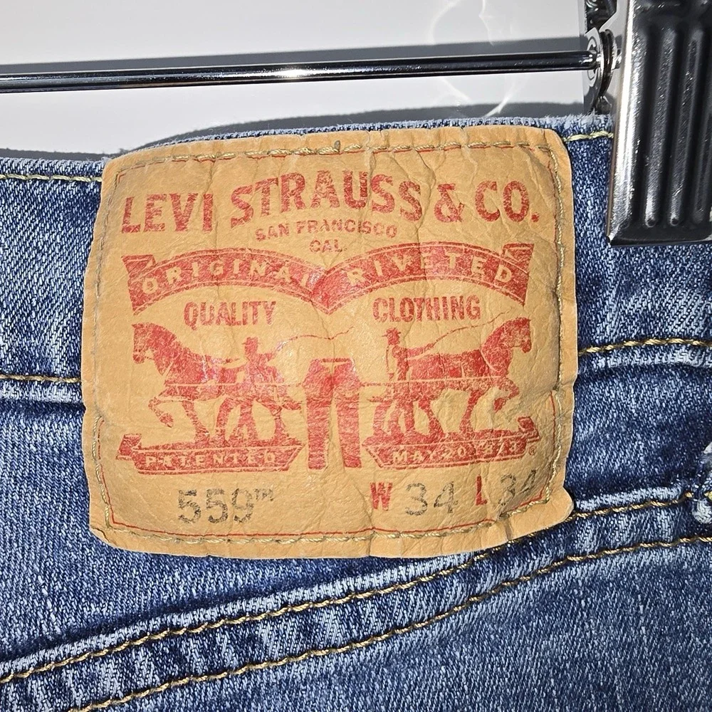 Levi's 559 Relaxed Straight Jeans Men's 34x31 Light Wash Denim Red Tab